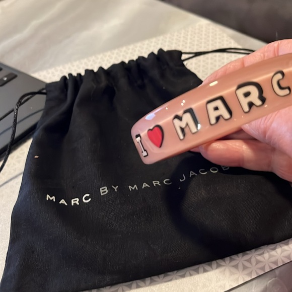 NWT I love Mark by Marc Jacobs bagel - Picture 4 of 5